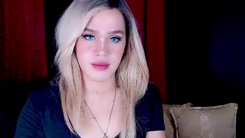 Snapshot of arianne_xoxo777 chatting on January 28, 2025, 5:11 am ARIANNE CUMS online show from January 28, 2025, 5:11 am