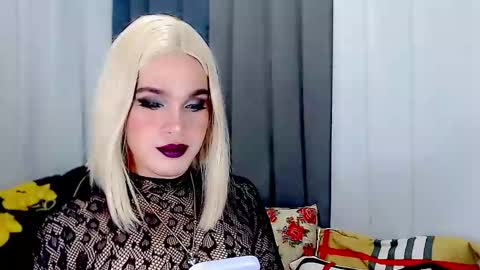 Snapshot of arianne_xoxo777 chatting on February 25, 2025, 5:30 am ARIANNE CUMS online show from February 25, 2025, 5:30 am