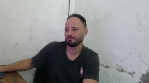 Ariel online show from November 29, 2025, 3:26 pm