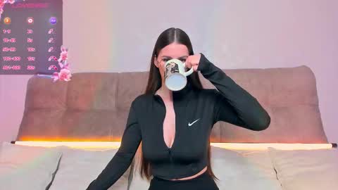 Snapshot of ariellateska chatting on October 25, 2025, 4:20 am Ariella online show from October 25, 2025, 4:20 am