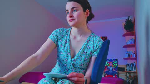 arielstonks_lovee online show from January 14, 2025, 4:04 am