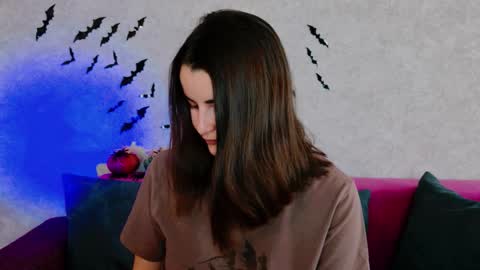 arielstonks_lovee online show from October 22, 2025, 3:29 am