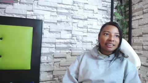 Snapshot of arietta_ chatting on March 3, 2025, 12:37 pm ARIETTA online show from March 3, 2025, 12:37 pm