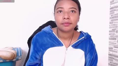 Snapshot of arietta_ chatting on November 28, 2025, 12:30 pm ARIETTA online show from November 28, 2025, 12:30 pm