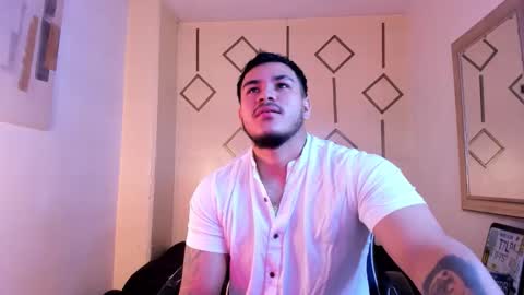 Snapshot of ariies13 chatting on November 15, 2025, 11:40 am Ariies13 online show from November 15, 2025, 11:40 am