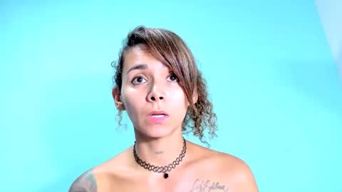 Snapshot of arisha_fox chatting on February 17, 2025, 12:32 am Erik online show from February 17, 2025, 12:32 am