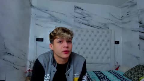 Snapshot of arissha_lee chatting on November 16, 2025, 1:28 pm celina online show from November 16, 2025, 1:28 pm