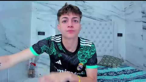 Snapshot of arissha_lee chatting on November 22, 2025, 1:10 pm celina online show from November 22, 2025, 1:10 pm