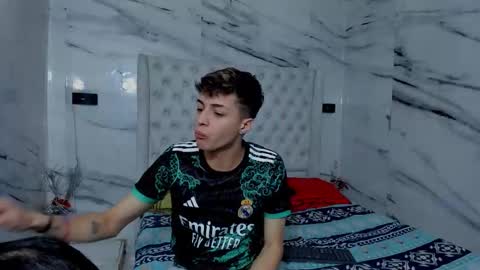 Snapshot of arissha_lee chatting on December 5, 2025, 1:42 pm celina online show from December 5, 2025, 1:42 pm