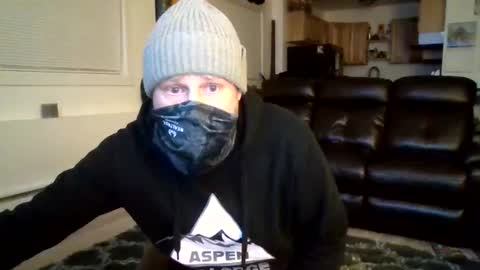 Snapshot of aristaeus33 chatting on September 28, 2025, 4:51 am aristaeus33 online show from September 28, 2025, 4:51 am