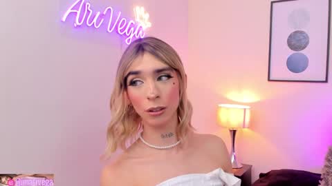   Nice to meet you  thumb up me please its important I  LOOK MY BIO DOWN online show from February 21, 2025, 12:27 am