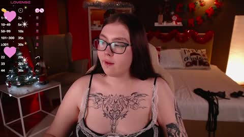 Astrid online show from December 13, 2024, 3:32 pm