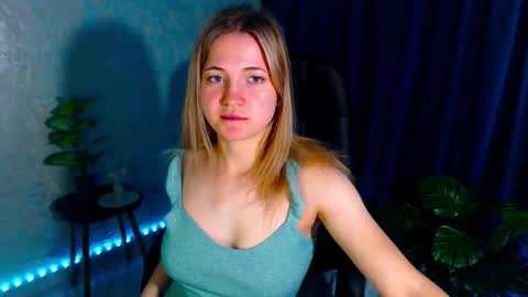 Arlana online show from September 23, 2025, 1:19 am