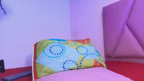 Snapshot of arleth_1 chatting on October 16, 2025, 3:18 am Arleth online show from October 16, 2025, 3:18 am