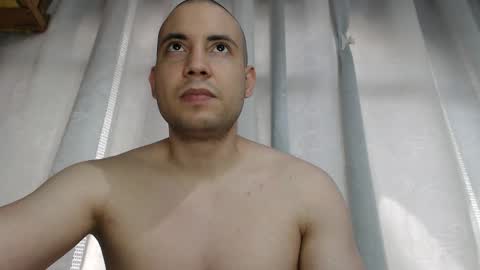 Snapshot of armando_2002 chatting on October 31, 2025, 5:14 pm ARMANDO online show from October 31, 2025, 5:14 pm