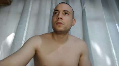 Snapshot of armando_2002 chatting on November 1, 2025, 5:26 pm ARMANDO online show from November 1, 2025, 5:26 pm