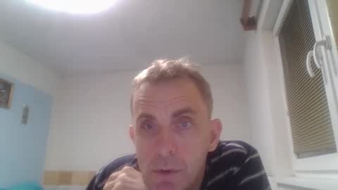 aromannn online show from November 7, 2025, 8:09 pm