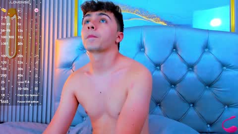 aron__cooper online show from December 21, 2024, 10:40 pm