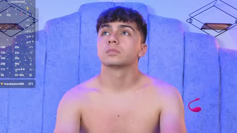 aron__cooper online show from February 4, 2025, 1:02 am