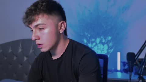 aron__cooper online show from February 24, 2025, 2:30 am