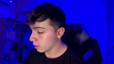 aron__cooper online show from September 23, 2025, 11:41 pm