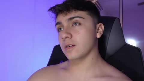 aron__cooper online show from October 29, 2025, 12:24 am