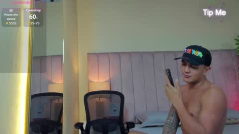 ARON BOLT online show from January 10, 2025, 2:35 am