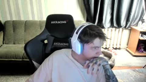 biggest penis  online show from December 4, 2025, 6:34 am