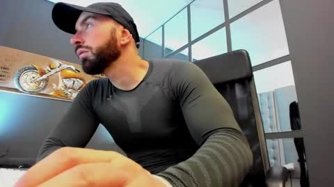 AronGrant online show from February 3, 2025, 8:24 am