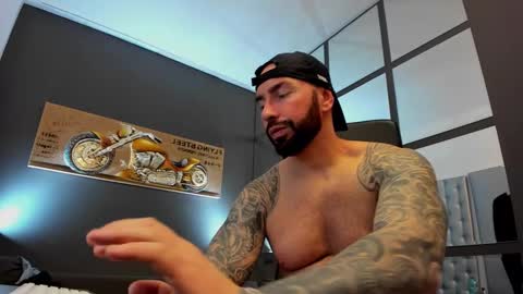 AronGrant online show from March 8, 2025, 9:17 am