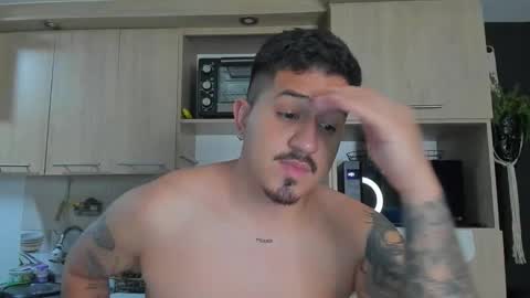 Snapshot of aronwilliams69 chatting on November 15, 2025, 6:55 am ARON Independent model online show from November 15, 2025, 6:55 am