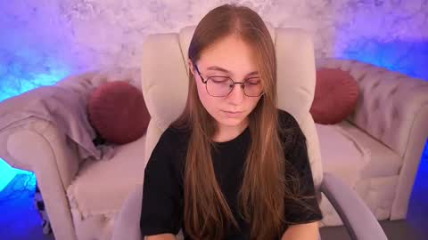 arrinawair online show from October 2, 2025, 2:13 pm