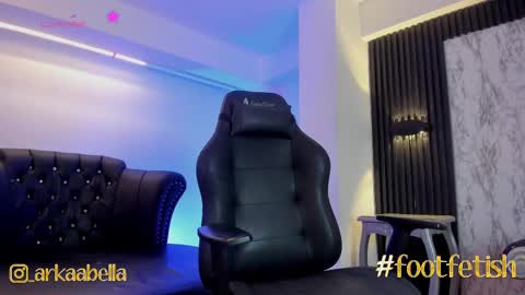    online show from March 4, 2025, 6:07 pm