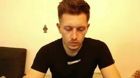 Snapshot of arromwilliam90 chatting on February 2, 2025, 5:04 pm arromwilliam90 online show from February 2, 2025, 5:04 pm