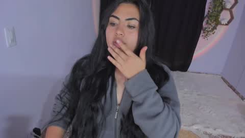 Snapshot of artemis_020 chatting on December 7, 2024, 2:42 am FENIX online show from December 7, 2024, 2:42 am