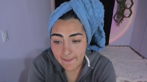 Snapshot of artemis_020 chatting on December 12, 2024, 11:03 pm FENIX online show from December 12, 2024, 11:03 pm