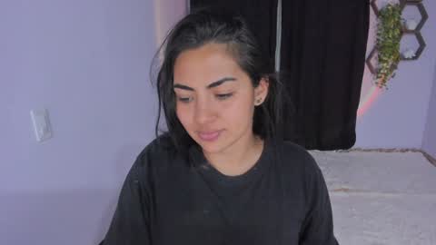 Snapshot of artemis_020 chatting on December 22, 2024, 11:31 pm FENIX online show from December 22, 2024, 11:31 pm