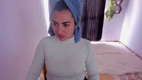 Snapshot of artemis_020 chatting on December 31, 2024, 7:40 pm FENIX online show from December 31, 2024, 7:40 pm