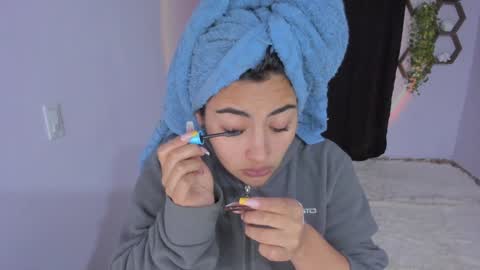 Snapshot of artemis_020 chatting on January 6, 2025, 11:31 pm FENIX online show from January 6, 2025, 11:31 pm