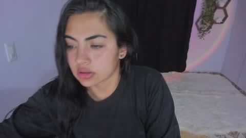 Snapshot of artemis_020 chatting on January 8, 2025, 11:09 pm FENIX online show from January 8, 2025, 11:09 pm