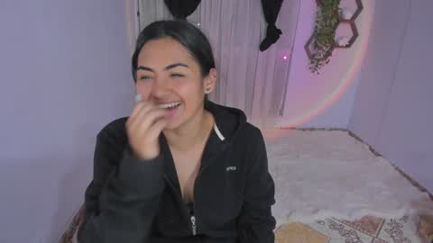 Snapshot of artemis_020 chatting on January 12, 2025, 11:58 pm FENIX online show from January 12, 2025, 11:58 pm