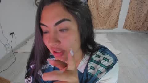 Snapshot of artemis_020 chatting on March 7, 2025, 2:15 am FENIX online show from March 7, 2025, 2:15 am