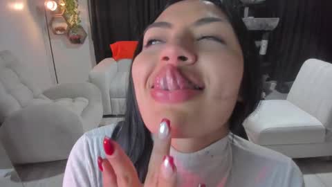 Snapshot of artemis_020 chatting on September 25, 2025, 1:53 am FENIX online show from September 25, 2025, 1:53 am