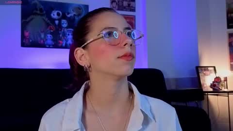 artemisablake online show from December 17, 2025, 5:24 am