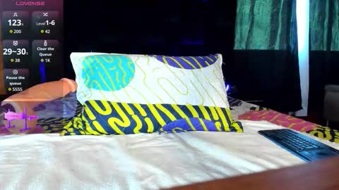 Arthur online show from November 4, 2025, 1:32 pm