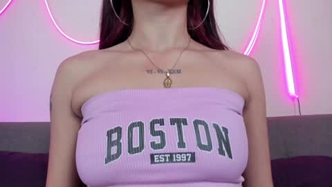 Snapshot of artmiajoy chatting on December 10, 2024, 11:00 am MIA OF artmiajoy online show from December 10, 2024, 11:00 am