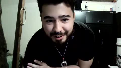 Snapshot of artorias_4 chatting on December 19, 2024, 9:06 pm artorias 4 online show from December 19, 2024, 9:06 pm