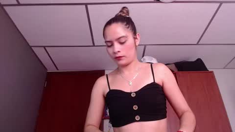 ximena online show from September 24, 2025, 8:34 pm