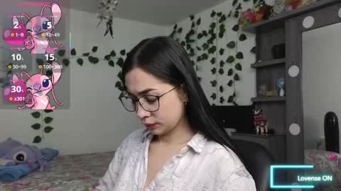 Snapshot of asenaesmee chatting on October 6, 2025, 3:15 am Asena online show from October 6, 2025, 3:15 am