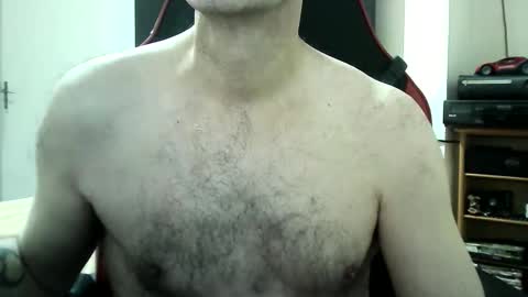 Snapshot of aservirparati chatting on December 4, 2025, 7:00 pm perrita online show from December 4, 2025, 7:00 pm